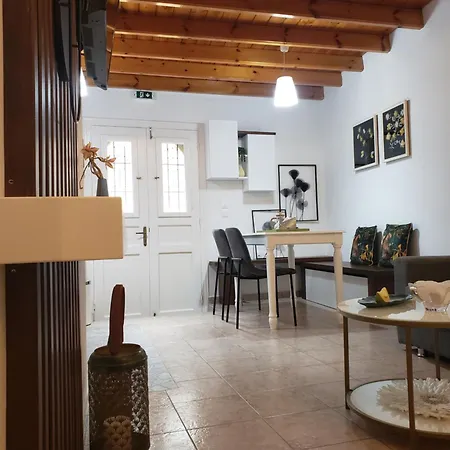 Sofi's House * Rhodes City